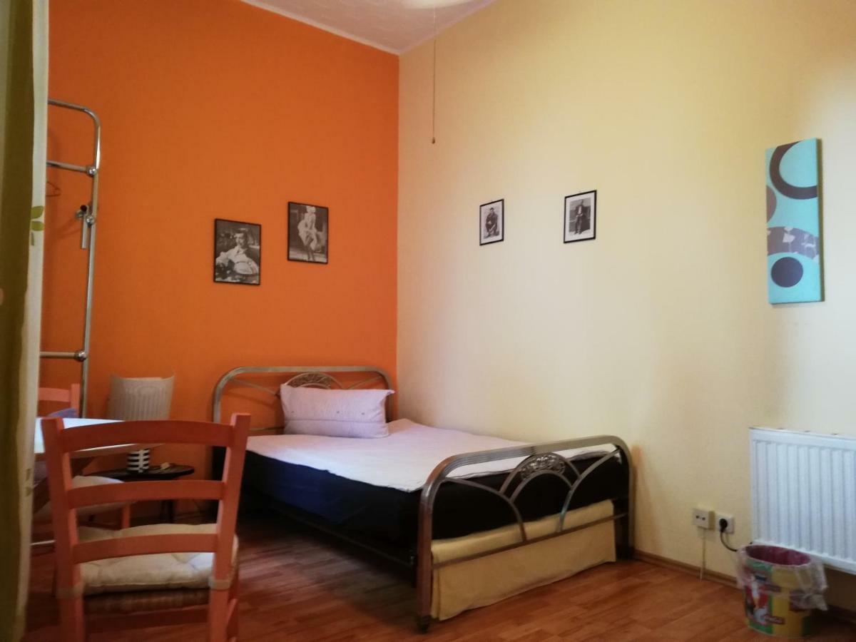 Acasa Bed & Breakfast Frankfurt am Main Eksteriør bilde